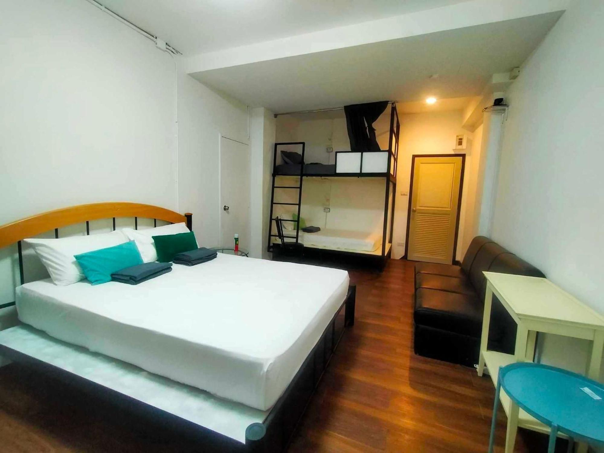 Baan Wangderm Hotel Bangkok Dış mekan fotoğraf